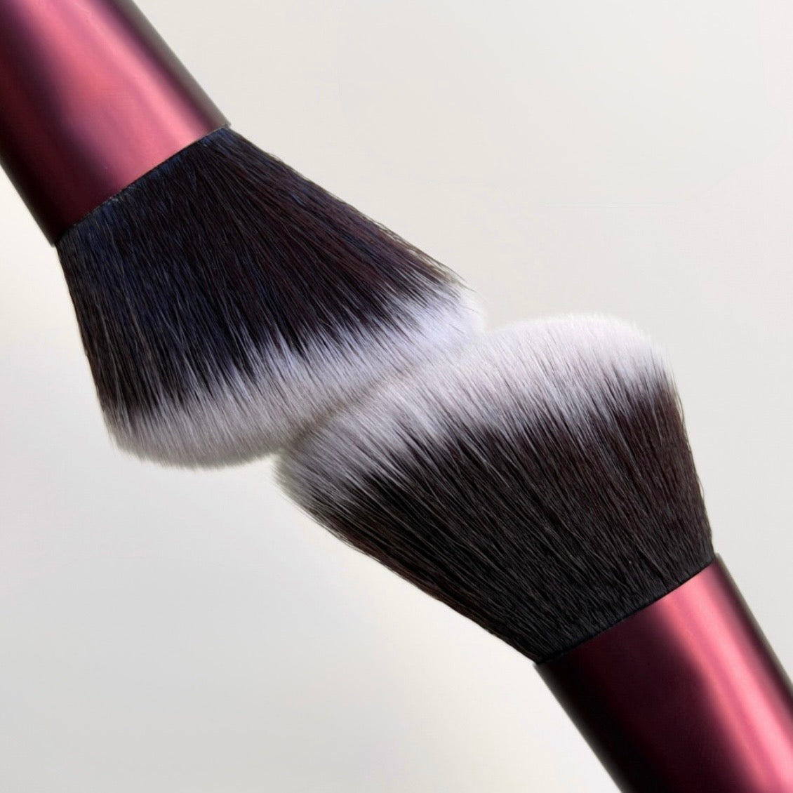 PRO ANGLED FACE BRUSH