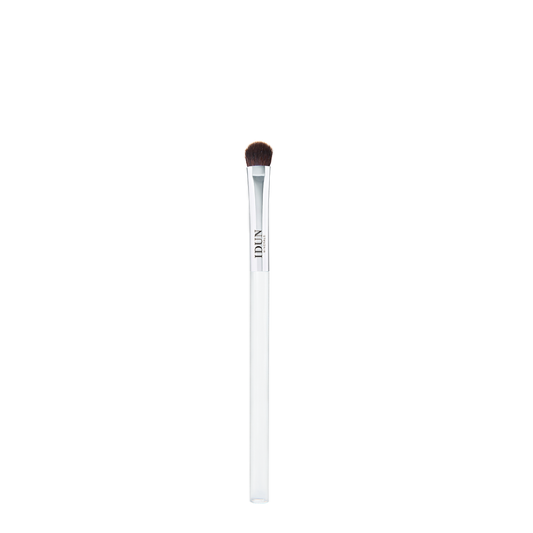 PRECISION EYESHADOW BRUSH